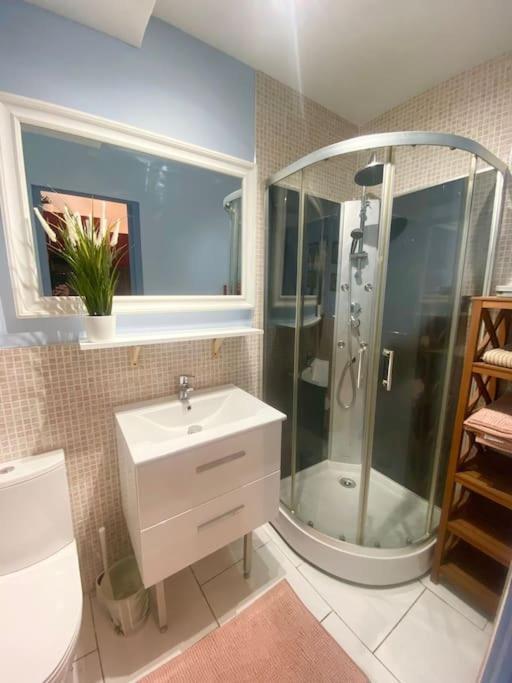 Appartement Neuf Cosy Centre Ville Quartier Haut Sète Eksteriør bilde